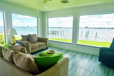 Orange Bay Retreat - Amazing View
