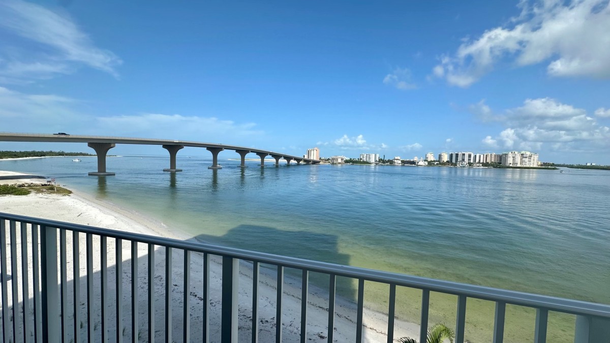 Sea Gypsy Vacation Rentals-Lovers Key Beach Club 303 - Waterfront View-image-1